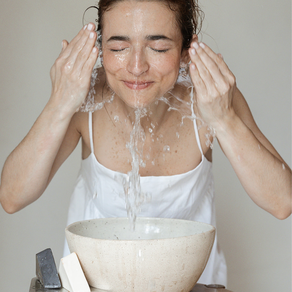 Marianna Burelli lava cara jabón hidratante jabón exfoliante